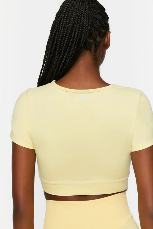 Active Contrast-Trim Crossover Crop Top