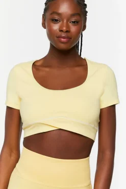 Active Contrast-Trim Crossover Crop Top