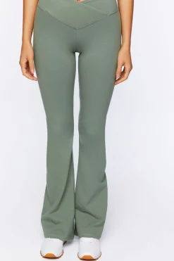 Active Notched-Waist Flare Leggings