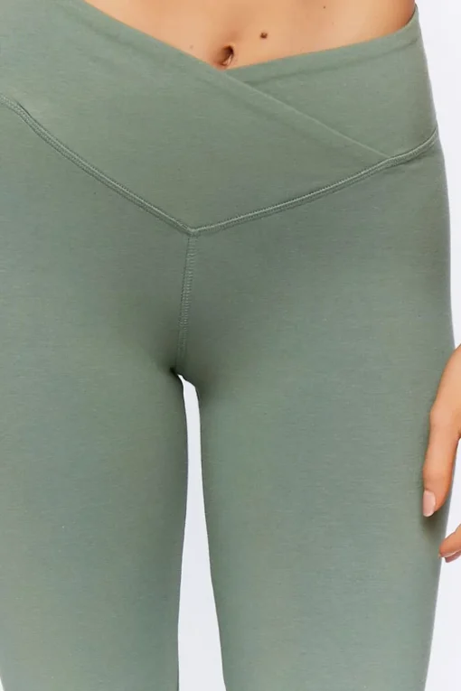 Active Notched-Waist Flare Leggings