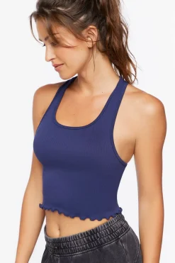 Active Seamless Lettuce-Edge Crop Top