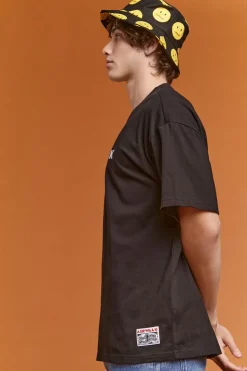 Airwalk Skull Graphic Tee