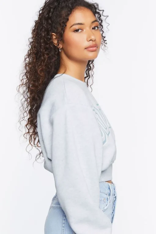Boston Graphic Cropped Pullover