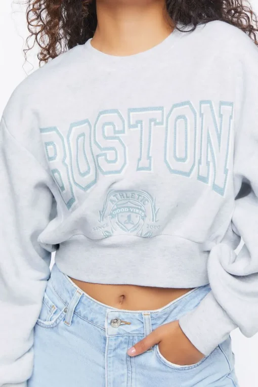 Boston Graphic Cropped Pullover