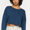 Boxy Long-Sleeve Cropped Tee