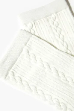 Cable Knit Crew Socks