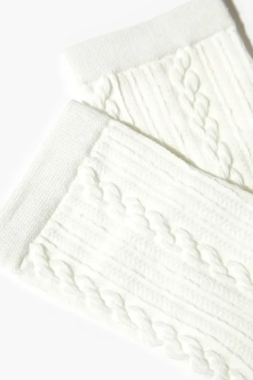 Cable Knit Crew Socks