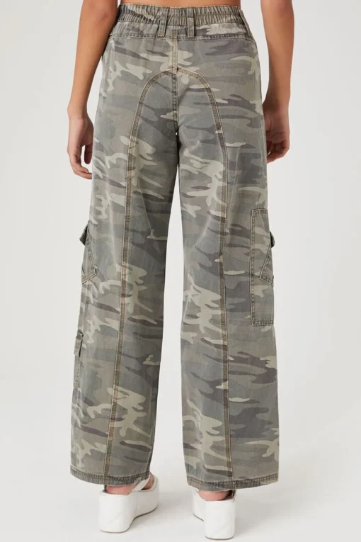 Camo Wide-Leg Cargo Pants