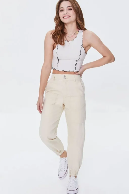 Contrasting Lettuce-Edge Crop Top