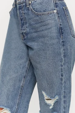 Distressed 90S-Fit Jeans
