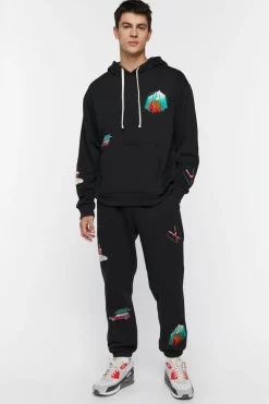 Embroidered Cabin Fleece Joggers