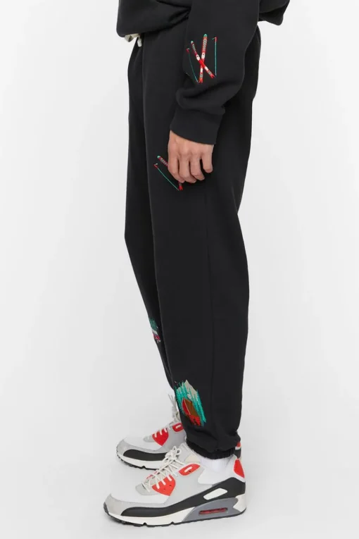 Embroidered Cabin Fleece Joggers