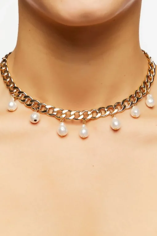 Faux Pearl Curb Chain Necklace