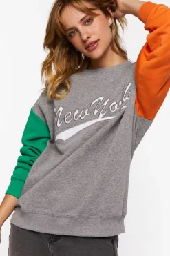 Heathered New York Graphic Pullover