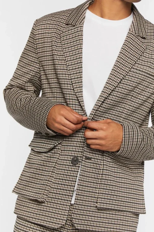 Houndstooth Notched Blazer