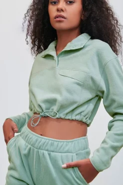 Pantone Fleece Cropped Pullover