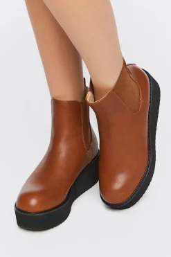 Platform Chelsea Boots