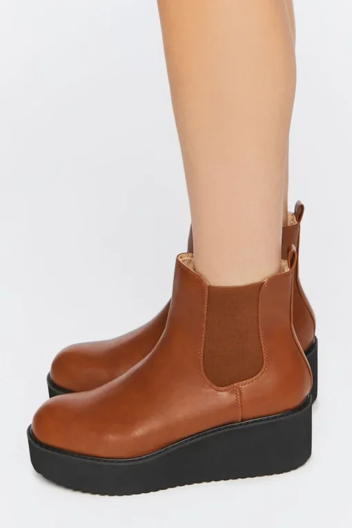 Platform Chelsea Boots