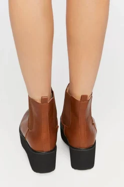 Platform Chelsea Boots