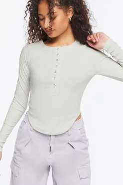 Ribbed Long-Sleeve Top