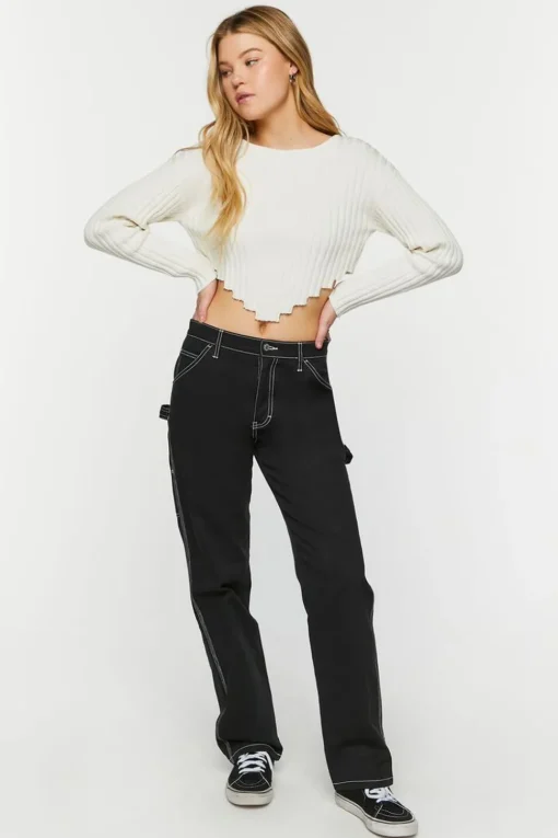 Ribbed V-Hem Long-Sleeve Crop Top