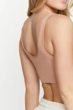 Seamless Hook-And-Eye Cropped Tank Top