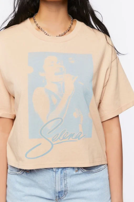 Selena Graphic Cropped Tee