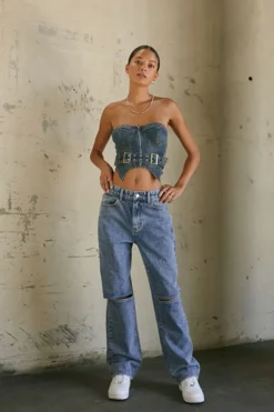 Split-Knee Relaxed High-Rise Jeans