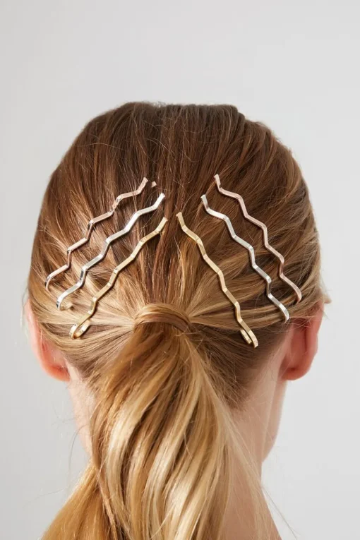 Wavy Bobby Pin Set