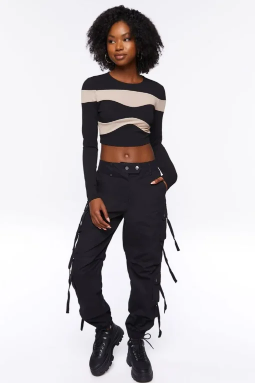 Wavy Striped Crop Top