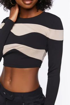 Wavy Striped Crop Top