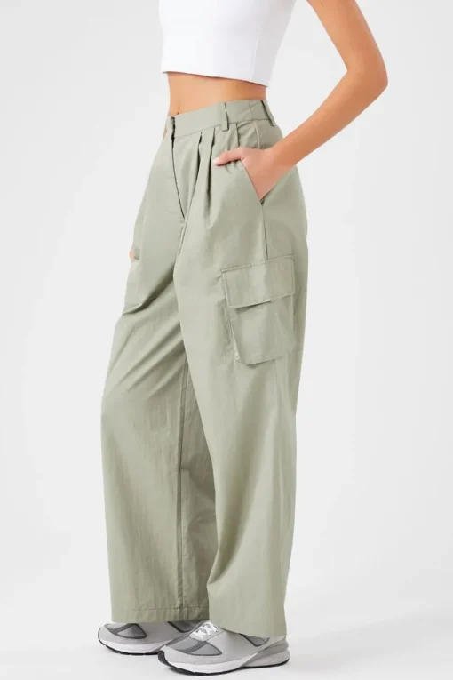 Wide-Leg Cargo Pants